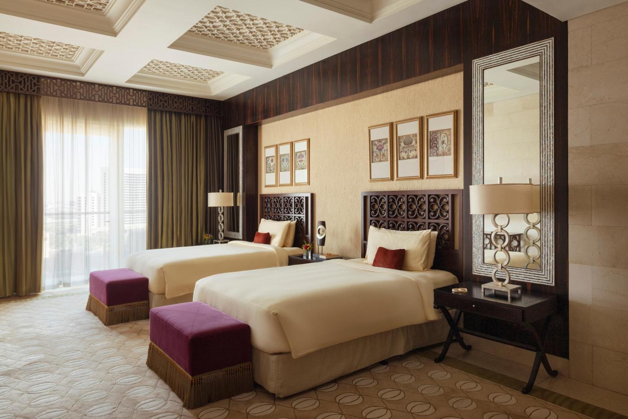 Raffles Dubai Hotel Exterior photo Deluxe Room